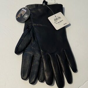 Nordstrom Cashmere Lined Leather
Touchscreen Women’s Gloves Black size 8.5 New